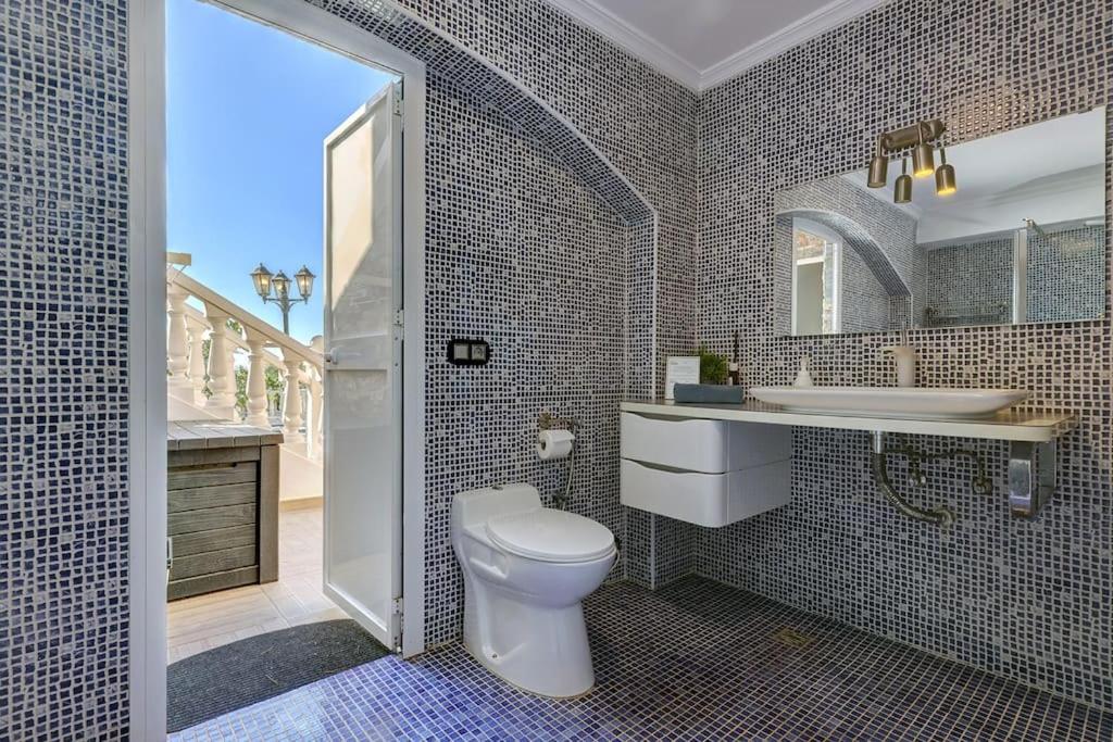 Apartment Modern Independent In Luxury